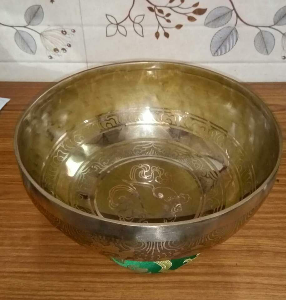 Neu eingetroffen: gravierte Klangschalen 4