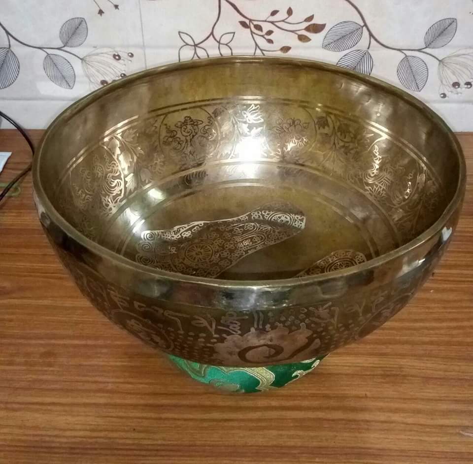 Neu eingetroffen: gravierte Klangschalen 2